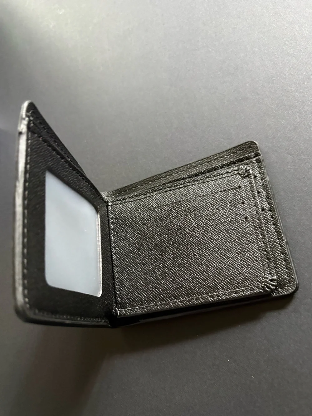 Fashion Men’s Bifold Wallet Black Gray Multi Print